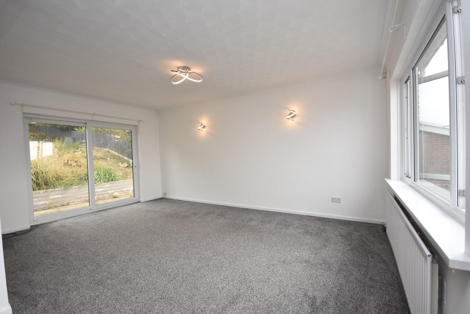 18 Millbrook Heights, Dinas Powys, CF64 4JJ